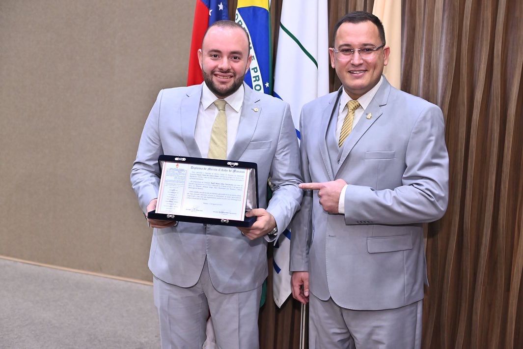 Você está visualizando atualmente Fausto Santos Jr. recebe honraria máxima da CMM, ‘Diploma do Mérito da Cidade de Manaus’