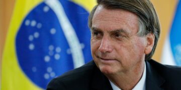 Bolsonaro declara patrimônio de R$ 2,3 milhões ao TSE