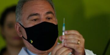 Brasil precisa vacinar 15 milhões de crianças contra a pólio, diz Queiroga em São Paulo’