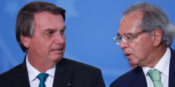 Paulo Guedes acompanhará entrevista de Jair Bolsonaro ao JN
