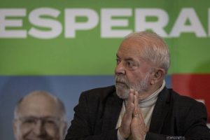 Leia mais sobre o artigo Lula descumpre promessa e faz campanha ‘cheque em branco’ sobre plano de governo