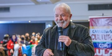 Lula a Bolsonaro: ‘Lave a boca para falar de nós’