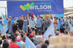 Leia mais sobre o artigo Recebido com festa em Caapiranga, Wilson presta contas de investimentos no município