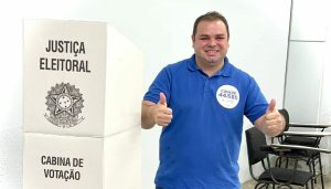 Leia mais sobre o artigo Com 92% das urnas apuradas, Roberto Cidade é reeleito o deputado estadual mais votado da história do Amazonas