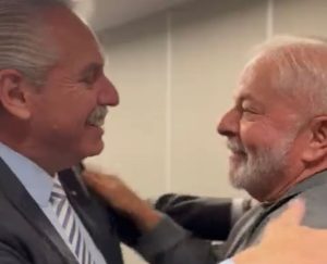 Leia mais sobre o artigo Lula almoça com presidente da Argentina