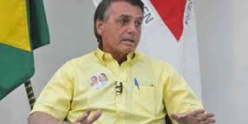TSE nega direito de resposta a Bolsonaro contra publicações de Janones