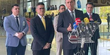 David Almeida declara apoio a Bolsonaro no segundo turno