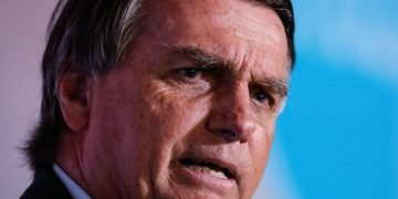 Opinião | Bolsonaro pede ao TSE anulação de votos em parte das urnas