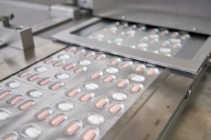 Leia mais sobre o artigo Anvisa aprova venda de remédio da Pfizer contra Covid em farmácias