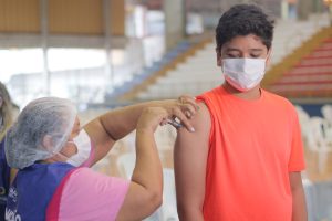 Leia mais sobre o artigo Prefeitura de Manaus disponibiliza 75 pontos de vacinação contra a Covid-19, a partir de quarta-feira