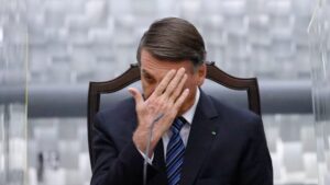 Leia mais sobre o artigo Bolsonaro diz adeus