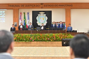 Leia mais sobre o artigo Presidente da Aleam, deputado Roberto Cidade, participa da abertura do ano judiciário do TJAM