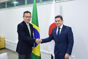 Leia mais sobre o artigo Vice-governador Tadeu de Souza recebe cônsul-geral do Japão para discutir projetos de desenvolvimento para o AM