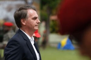 Leia mais sobre o artigo Ministro do TSE dá 3 dias para Bolsonaro se pronunciar