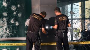 Leia mais sobre o artigo Polícia Federal conclui perícia no prédio do STF para identificar suspeitos de vandalismo
