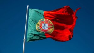 Leia mais sobre o artigo Portugal dará autorização de residência automática a brasileiros