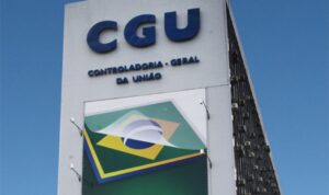 Leia mais sobre o artigo CGU investiga possíveis dados adulterados em cartão de vacina de Bolsonaro