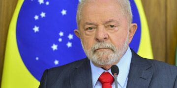 Bancada do PL vai apresentar superpedido de impeachment contra Lula