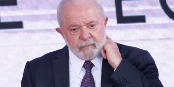 Deputado aciona MP por suposto uso pró-Lula das redes do Planalto