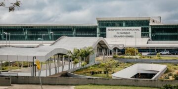 Temporal causa atrasos e cancelamento de voos no Aeroporto de Manaus