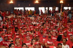 Leia mais sobre o artigo Centrais sindicais esperam anúncio de Lula sobre novo salário mínimo em evento do 1º de Maio