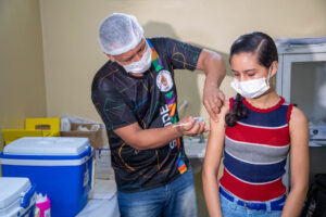Leia mais sobre o artigo Prefeitura oferta imunização contra a Covid-19 nesta semana em 75 pontos de vacinação