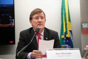 Leia mais sobre o artigo Ex-deputado federal, José Ricardo ganha cargo no Incra