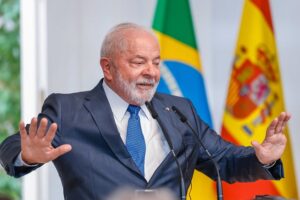 Leia mais sobre o artigo Câmara derrota governo e susta mudanças feitas por Lula no marco do saneamento