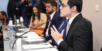 PGE-AM articula audiência com ministro do STF Alexandre de Moraes para tratar do sistema de cotas da UEA
