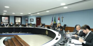 TCE-AM reprova contas do EMTU de Presidente Figueiredo e aplica multa de R$ 143 mil ao gestor
