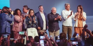 Em crise com União Brasil, Lula chama ACM Neto de ‘Grampinho’