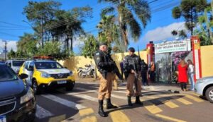 Leia mais sobre o artigo ‘Violência que não podemos mais tolerar’, diz Lula em ataque a tiros em escola no Paraná