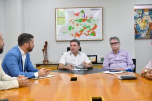 Leia mais sobre o artigo Governo do Amazonas abre diálogo com MDA e agência alemã para novas parcerias em gestão de terras públicas