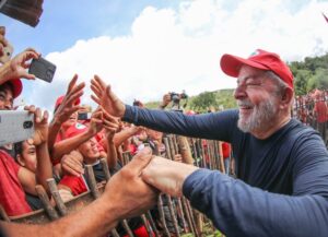 Leia mais sobre o artigo MST reage a Lula e convoca “Reforma Agrária Popular”