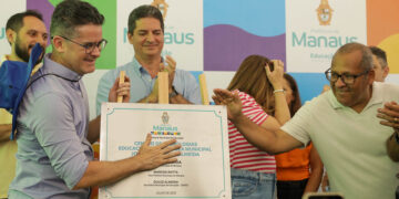 Prefeitura de Manaus reinaugura escola municipal José Marques de Almeida, na zona rodoviária