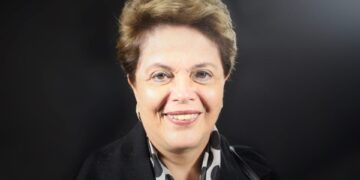 PT quer devolução simbólica do mandato de Dilma