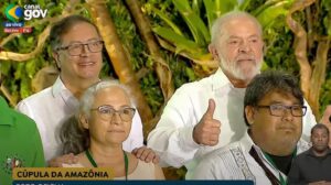 Leia mais sobre o artigo Gustavo Petro alfineta Lula em discurso na Cúpula da Amazônia￼