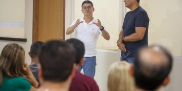 Prefeito David Almeida lança sistema de cadastro nos programas de habitação