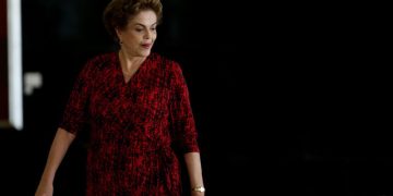 Por unanimidade, STF mantém direitos políticos de Dilma