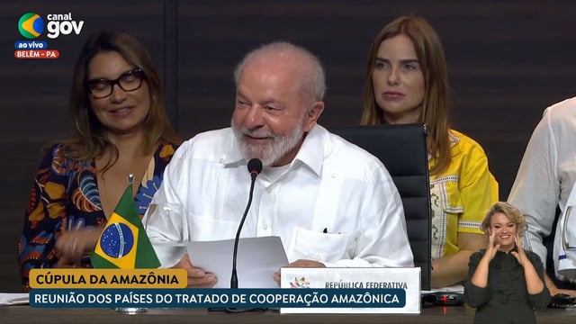 Você está visualizando atualmente Lula quer comprar avião de R$ 400 milhões com suíte para casal