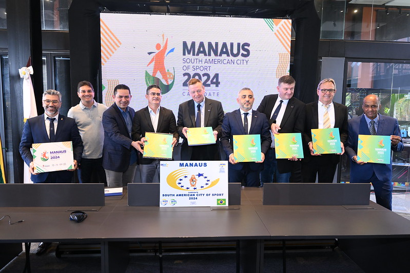 No momento você está vendo Prefeito recebe Parlamento Europeu e entrega dossiê da candidatura de Manaus à ‘Cidade Sul-Americana do Desporto’