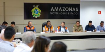 Governo do Amazonas recebe medicamentos e insumos do Ministério da Saúde para atender população afetada pela estiagem