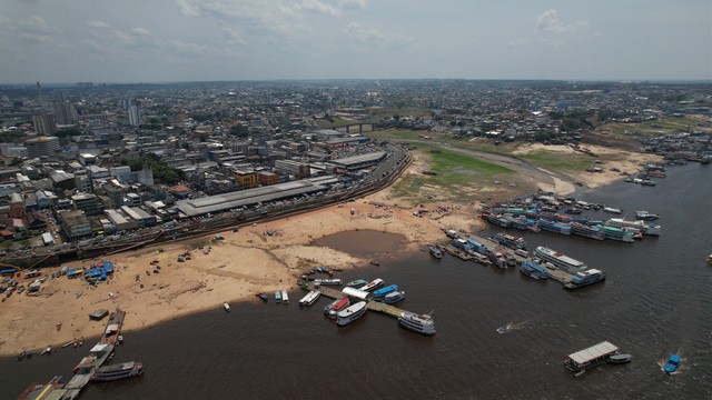 Você está visualizando atualmente Manaus registra 5ª maior seca da história