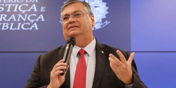 Flávio Dino receberá título de cidadão Itacoatiarense