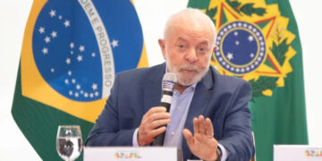Lula fala de fome e critica “bilhões de dólares” usados em guerras
