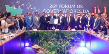 Wilson Lima e governadores da Amazônia Legal assinam carta compromisso de combate a desmatamentos e queimadas