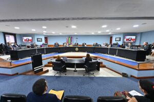 Leia mais sobre o artigo TCE-AM reprova prestação de contas e multa ex-presidente da Câmara de Pauini em R$ 54,5 mil