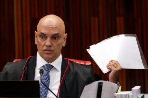 Leia mais sobre o artigo Moraes nega recurso de Bolsonaro contra condenação de inelegibilidade