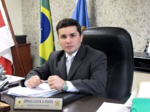 Leia mais sobre o artigo Sérgio Fontes deixa Secretaria Municipal de Segurança Pública e Defesa Social para assumir cargo no TCE-AM