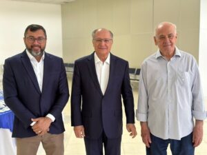 Leia mais sobre o artigo Avião com vice-presidente Geraldo Alckmin faz parada em Manaus